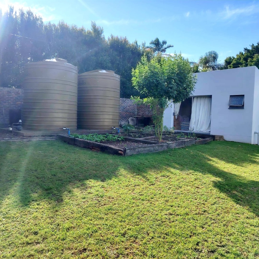 5 Bedroom Property for Sale in Beacon Bay Eastern Cape